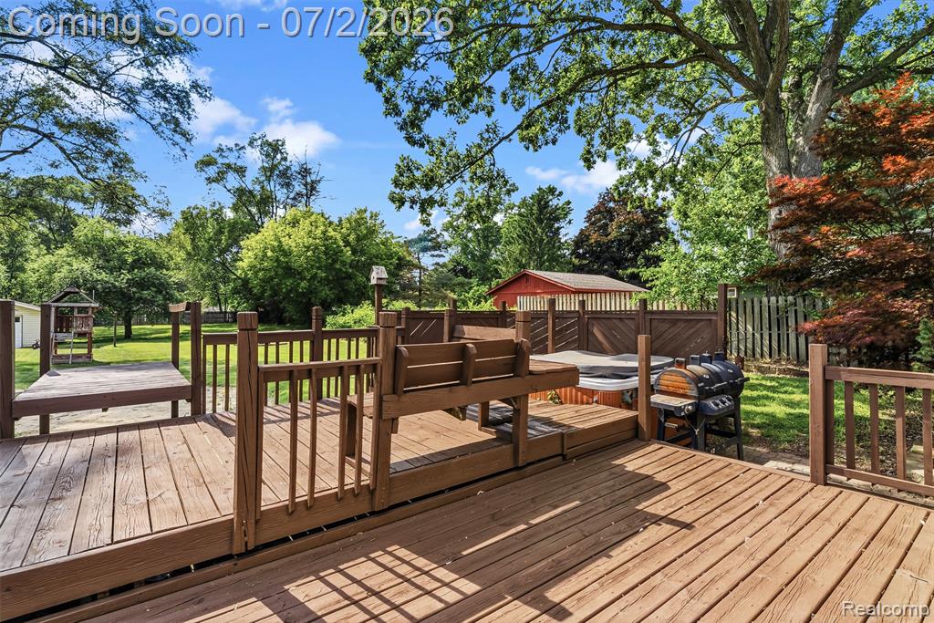 305 East Road, Holly, MI 48442 — Photo 33