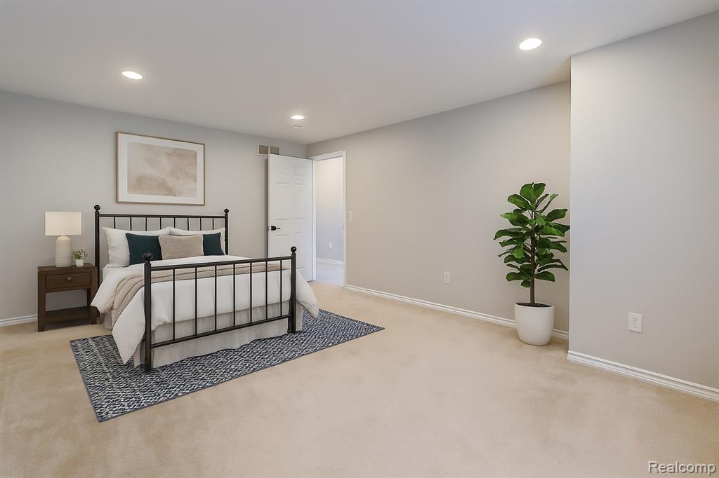 50107 Harding Street, Canton, MI 48188 — Photo 14