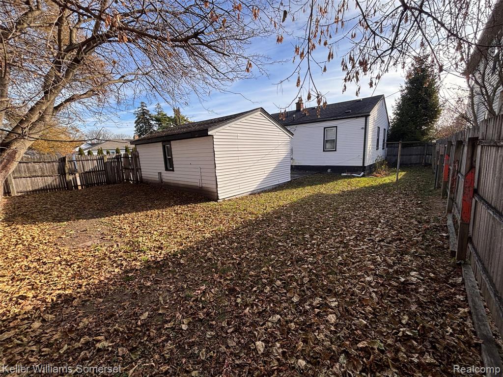 837 E Woodward Heights Boulevard, Hazel Park, MI 48030 — Photo 10