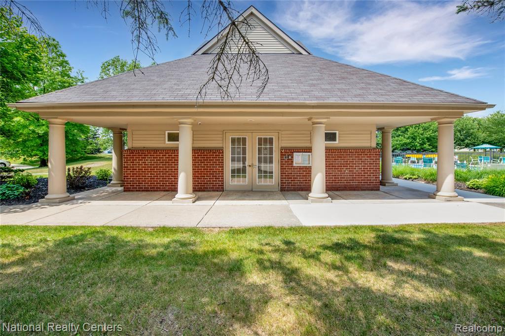 4048 Berkeley Avenue, Canton, MI 48188 — Photo 26
