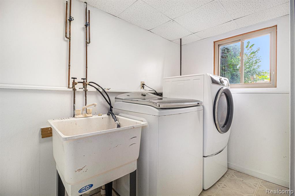 407 N Willard Road, Canton, MI 48187 — Photo 14