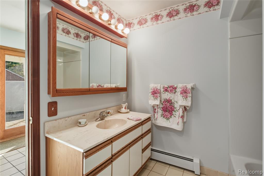 14560 Hannan Road, Van Buren, MI 48174 — Photo 16
