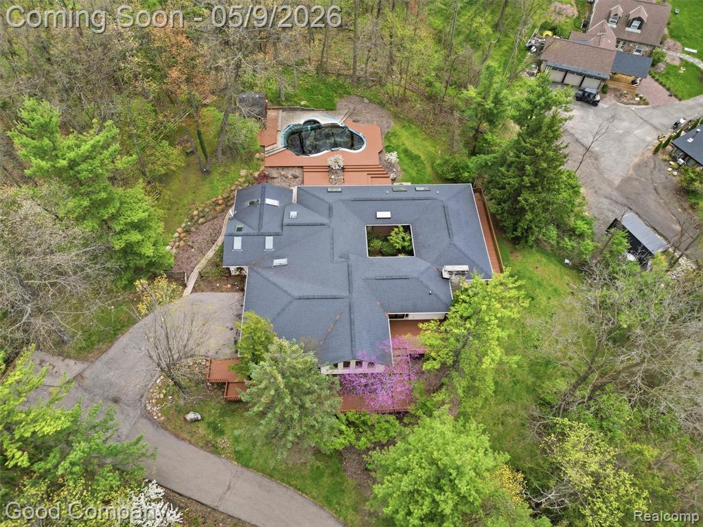 6733 Bloomfield Lane, West Bloomfield, MI — Photo 3