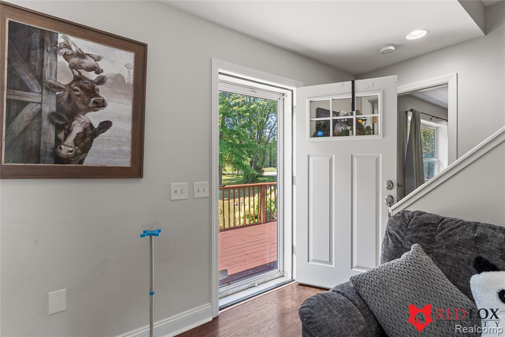 386 Meadowview Drive, Attica, MI 48412 — Photo 8