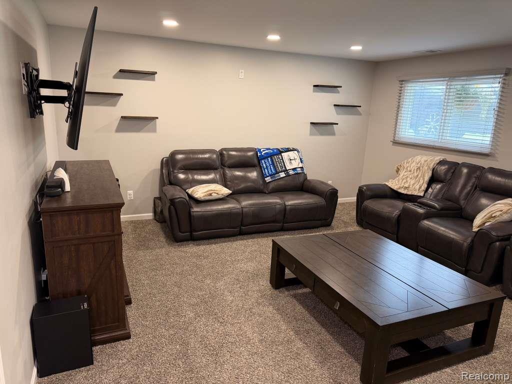 4803 Crestbrook Drive, Waterford, MI 48328 — Photo 17