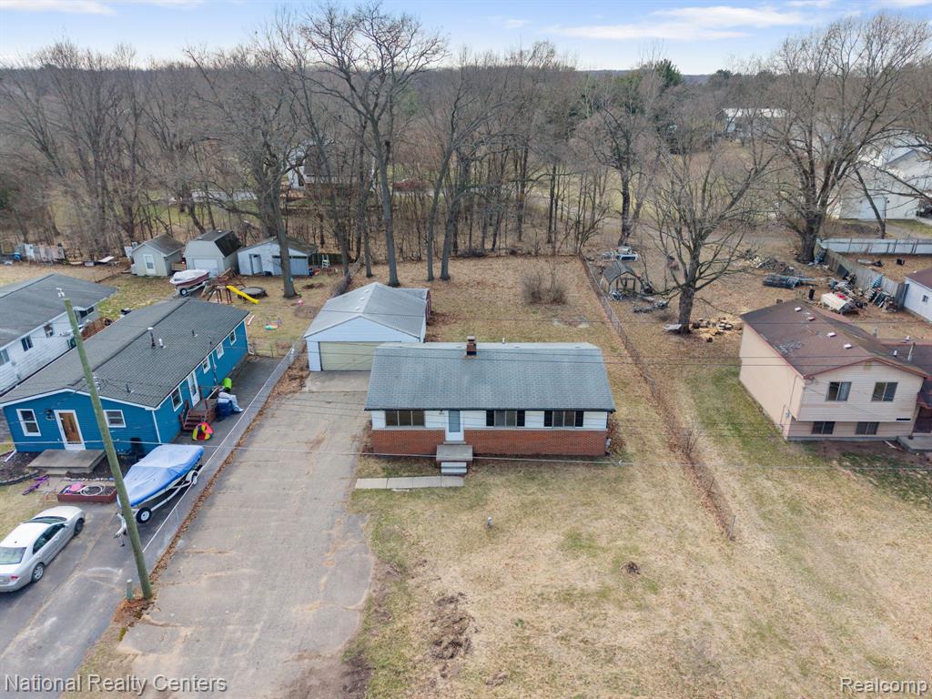 5691 Lake Grove Drive, White Lake, MI 48383 — Photo 21