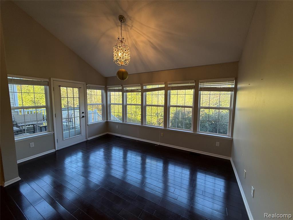7172 Kings Way, Flushing, MI 48433 — Photo 4