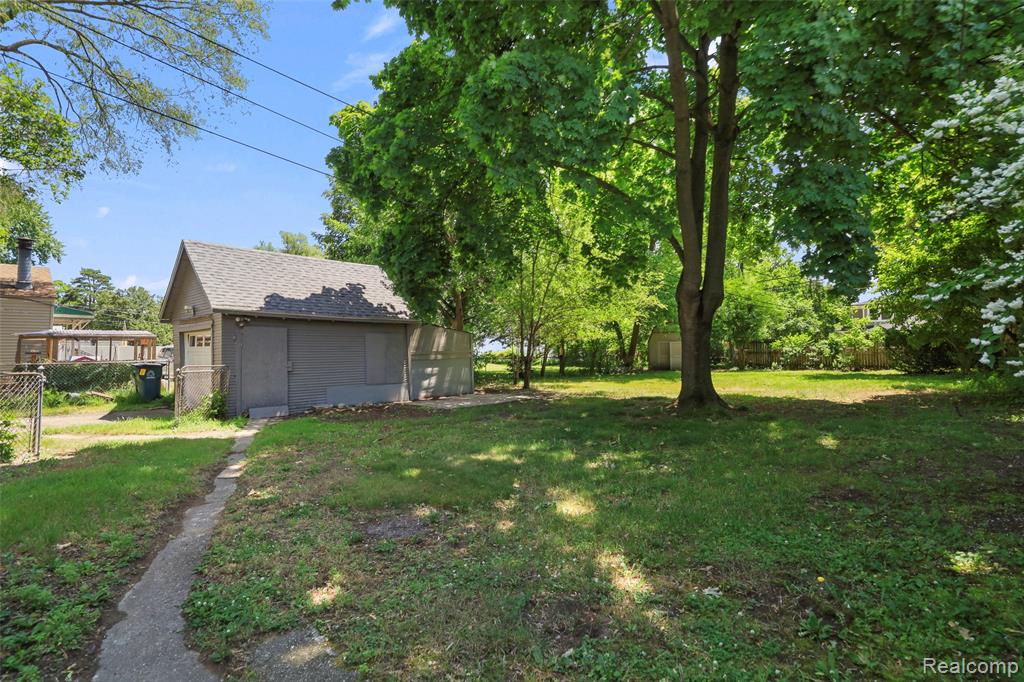 428 Bauman Avenue, Commerce Twp, MI — Photo 26