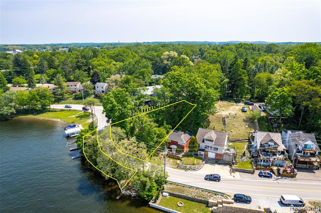 411 Heights Road, Lake Orion, MI 48362 — Photo 4