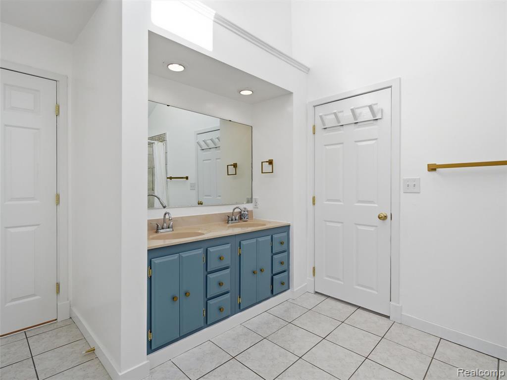 1700 Warren Road, Ann Arbor, MI 48105 — Photo 12
