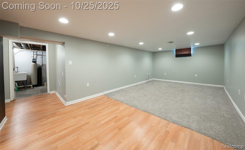 4073 Silver Birch Drive, Waterford, MI 48329 — Photo 19