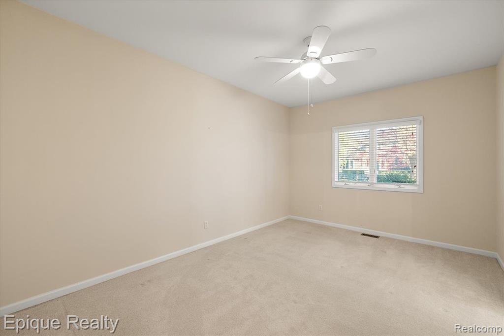 374 Oakbridge Drive, Oakland, MI 48306 — Photo 42