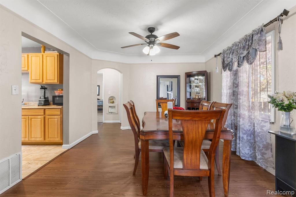 8603 TERRY Street, Detroit, MI 48228 — Photo 4