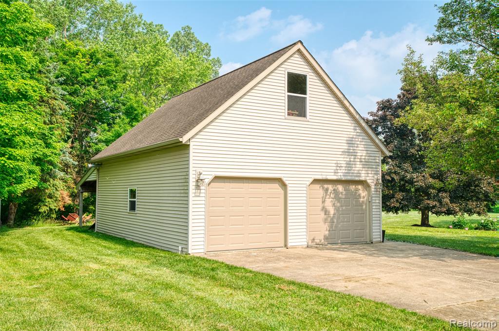 56901 Appaloosa Lane, South Lyon, MI 48178 — Photo 38