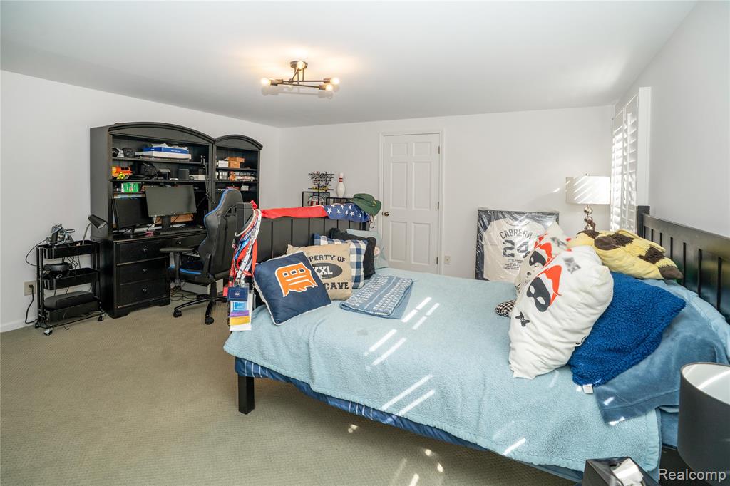 32870 Bingham Lane, Bingham Farms, MI 48025 — Photo 47
