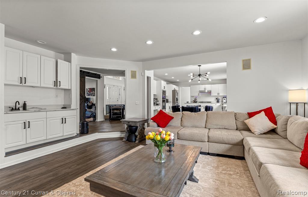 8140 N Pointe Court, Canton, MI 48187 — Photo 8