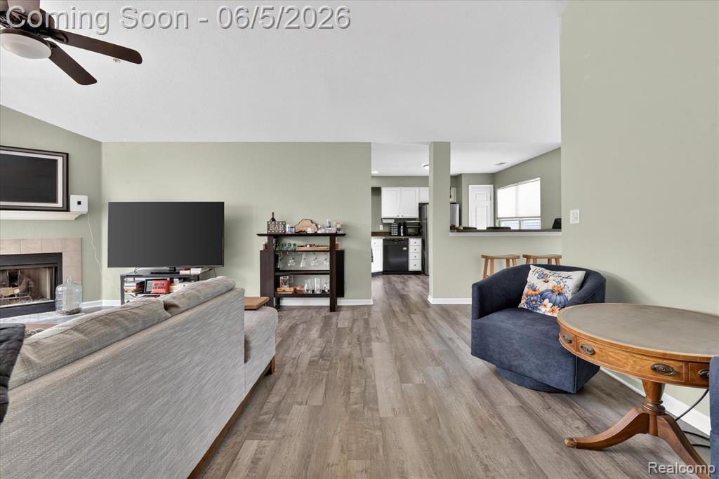 1641 Coburn Drive, Ann Arbor, MI 48108 — Photo 8