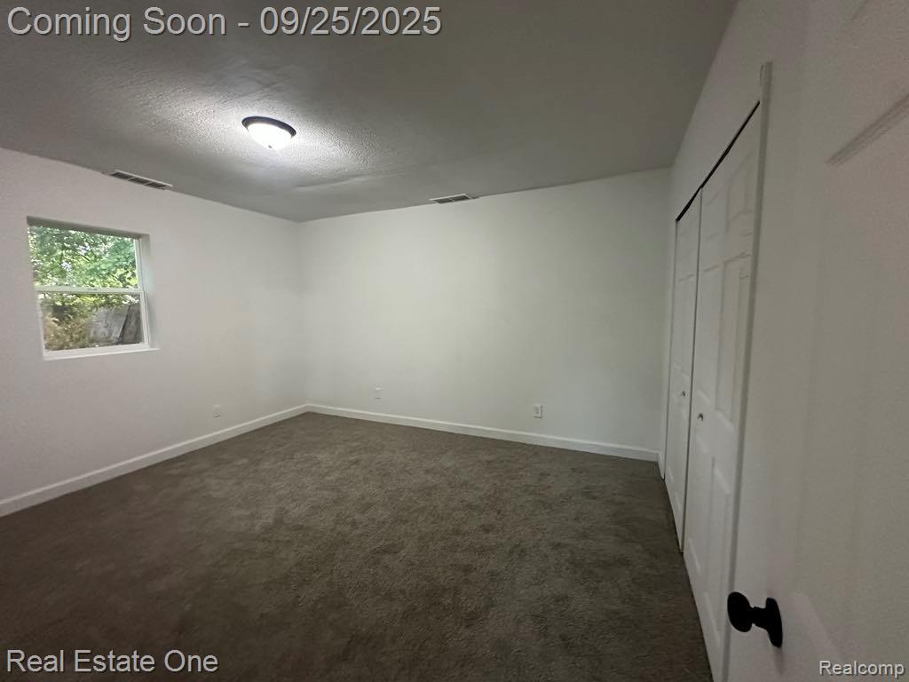 982 S Chestnut Street, Owosso, MI 48867 — Photo 17
