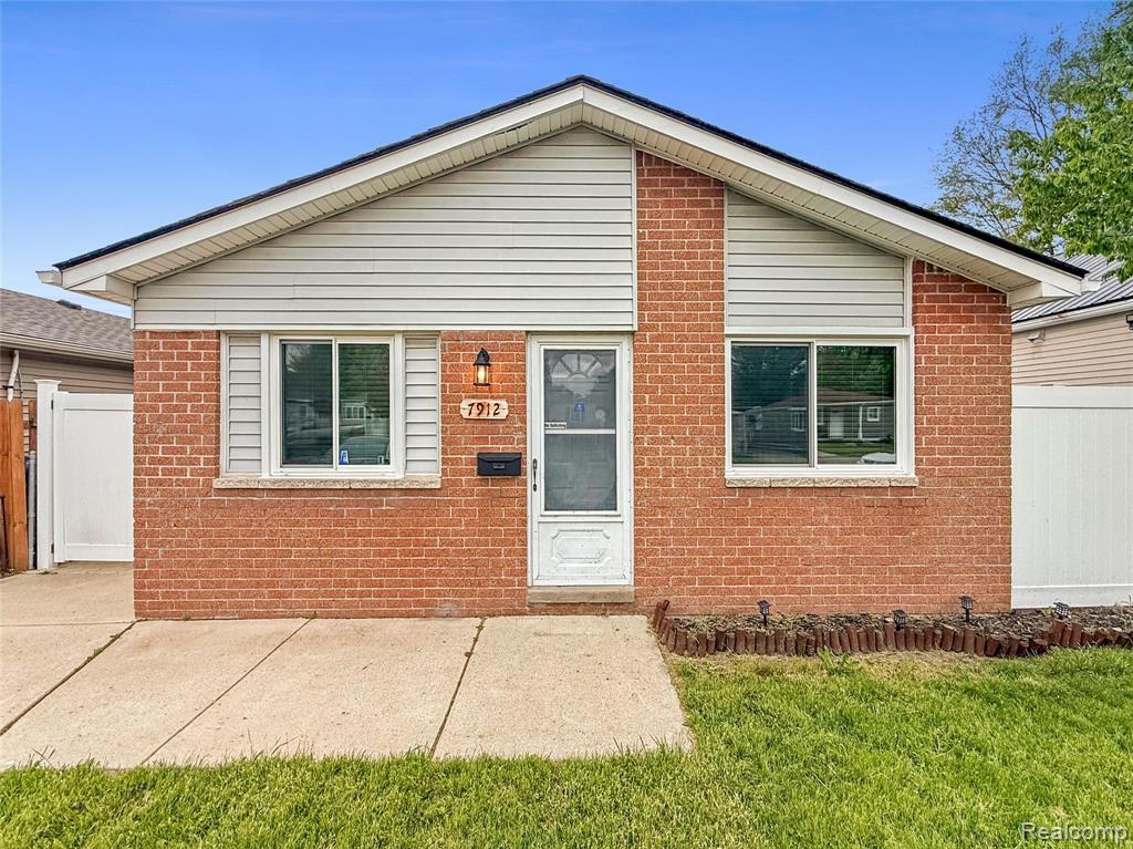 7912 Pine Street, Taylor, MI 48180 — front exterior