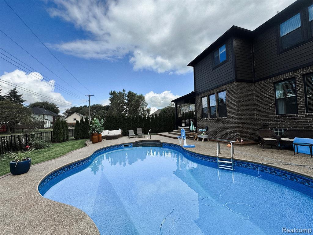47221 Hidden Meadows Drive, Macomb, MI 48044 — Photo 27