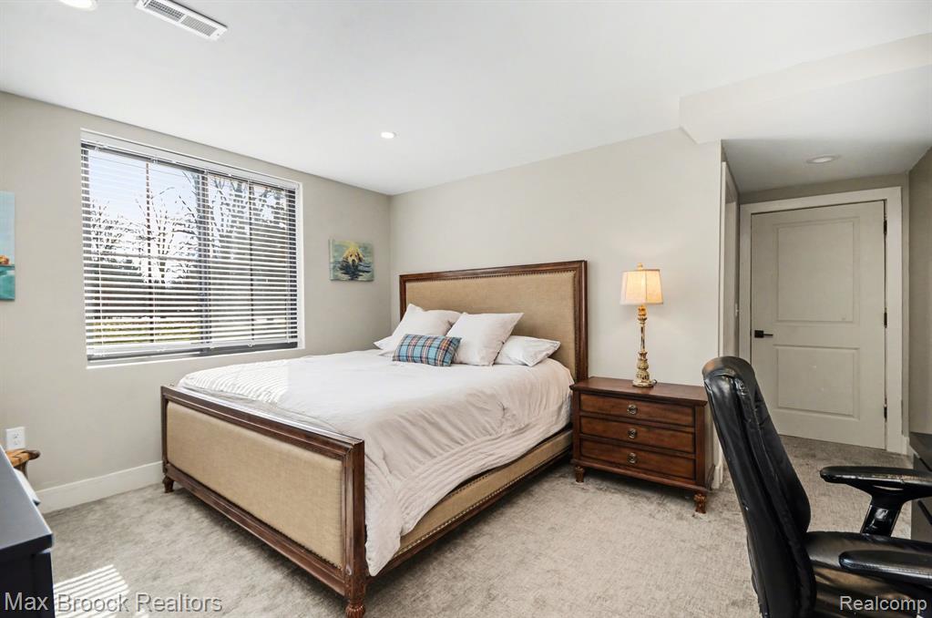 668 Pinery Boulevard, Lake Orion, MI 48362 — Photo 40