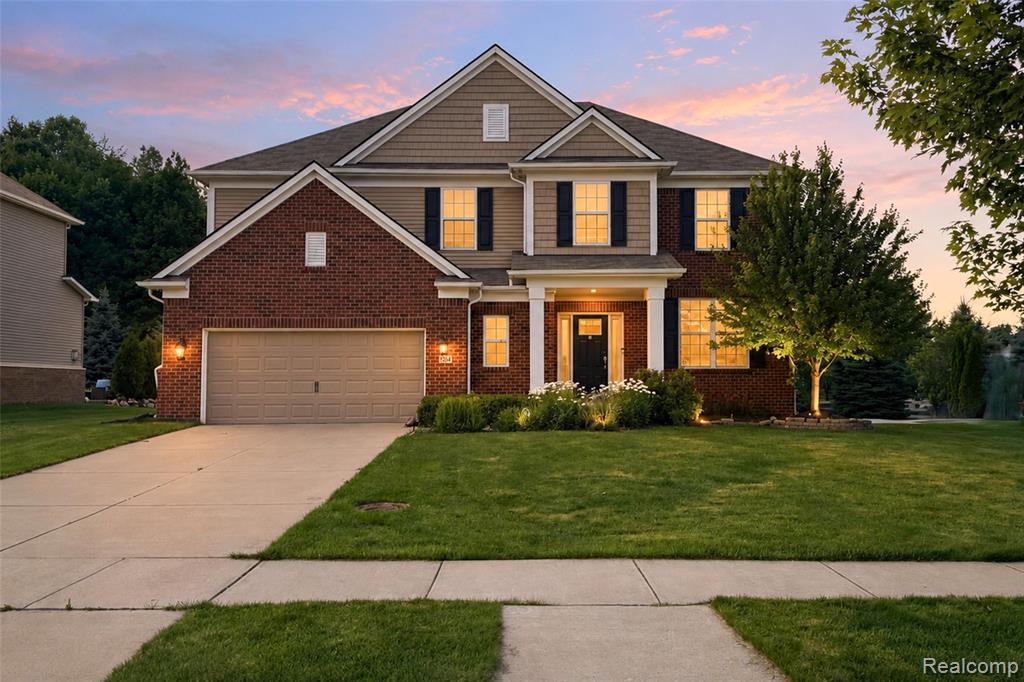 354 Findley Circle, Lake Orion, MI — Photo 2