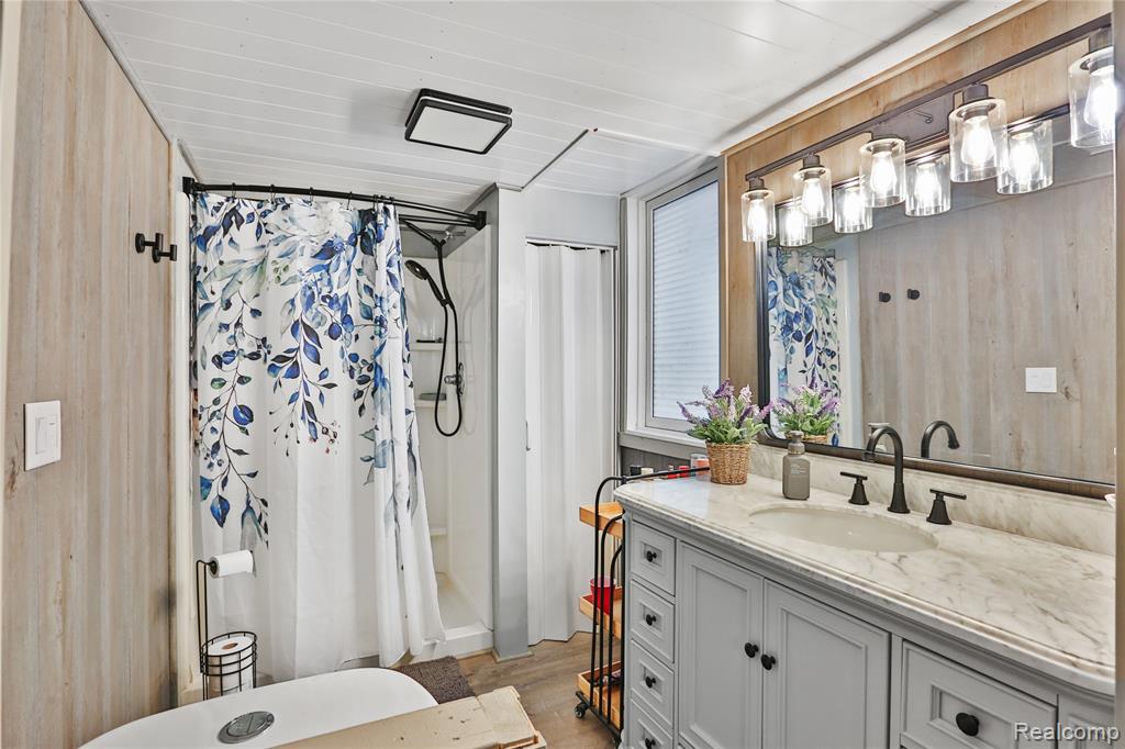 7140 Luana Avenue, Allen Park, MI 48101 — Photo 21