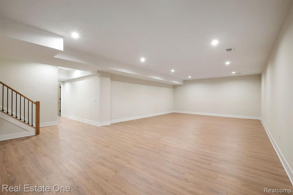 4016 W Webster Road, Royal Oak, MI 48073 — Photo 33