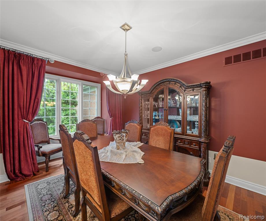 17747 PARKSHORE Drive, Northville, MI 48168 — Photo 16