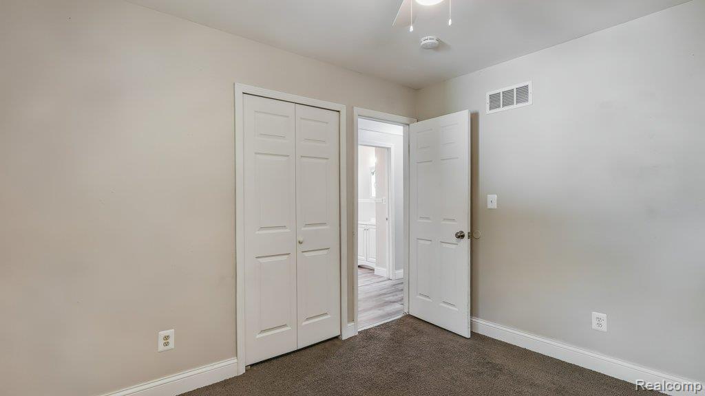 8725 Packard Avenue, Warren, MI 48089 — Photo 13