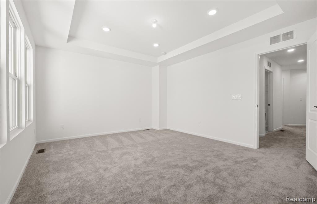 5658 Corgi Drive, Ann Arbor, MI 48108 — Photo 11
