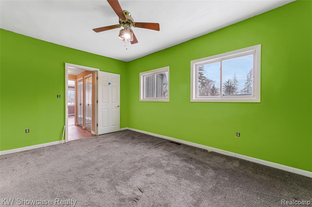29230 Greening Street, Farmington, MI 48334 — Photo 23