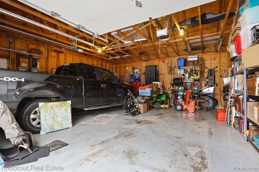 7578 Waters Edge Drive, Vassar, MI 48768 — Photo 44