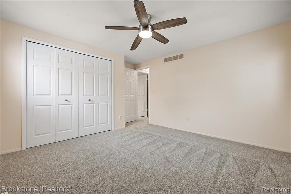 5138 Hale Drive, Troy, MI 48085 — Photo 31