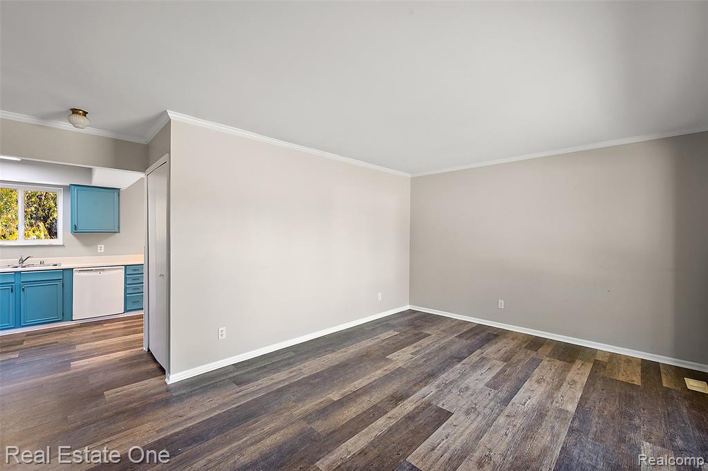 9600 Yale Avenue, Clarkston, MI 48348 — Photo 18