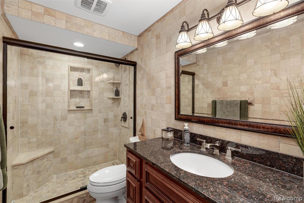 8950 Riverview, Pinckney, MI 48169 — Photo 37