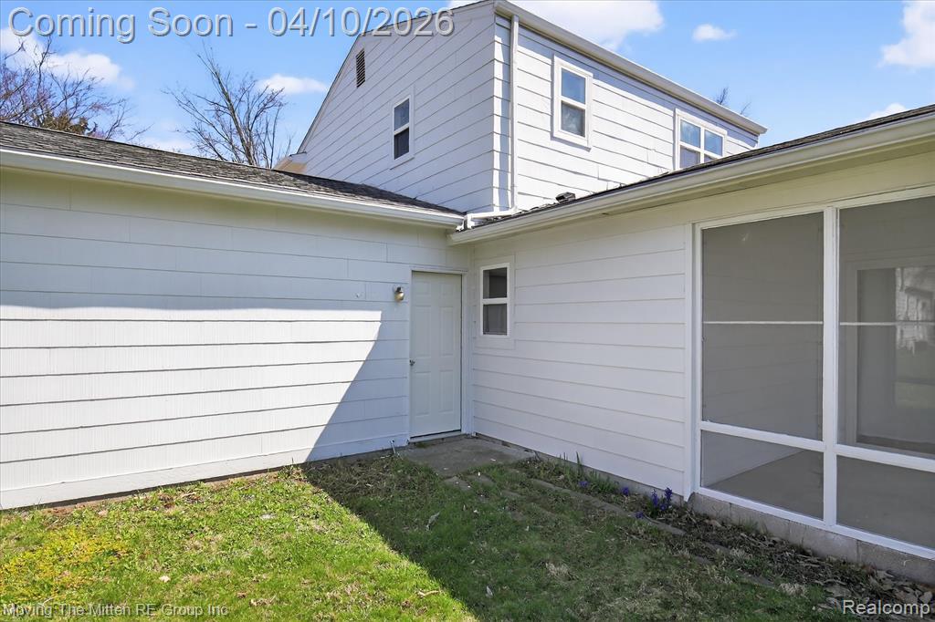 8672 Hemlock Court, Ypsilanti, MI 48198 — Photo 38