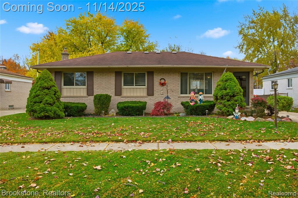 875 Meadowlake Road, Canton, MI 48188 — front exterior