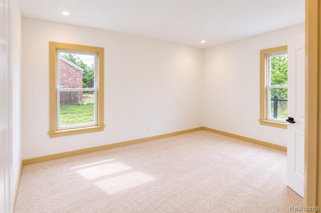 5072 Beaconsfield Street, Detroit, MI 48224 — Photo 5