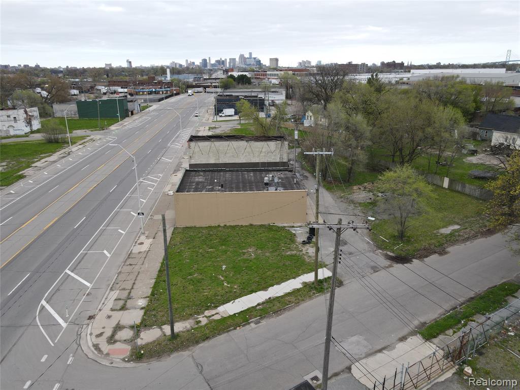4665 Michigan Avenue, Detroit, MI 48210