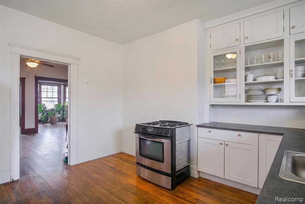 4746 Chopin Street, Detroit, MI 48210 — Photo 8