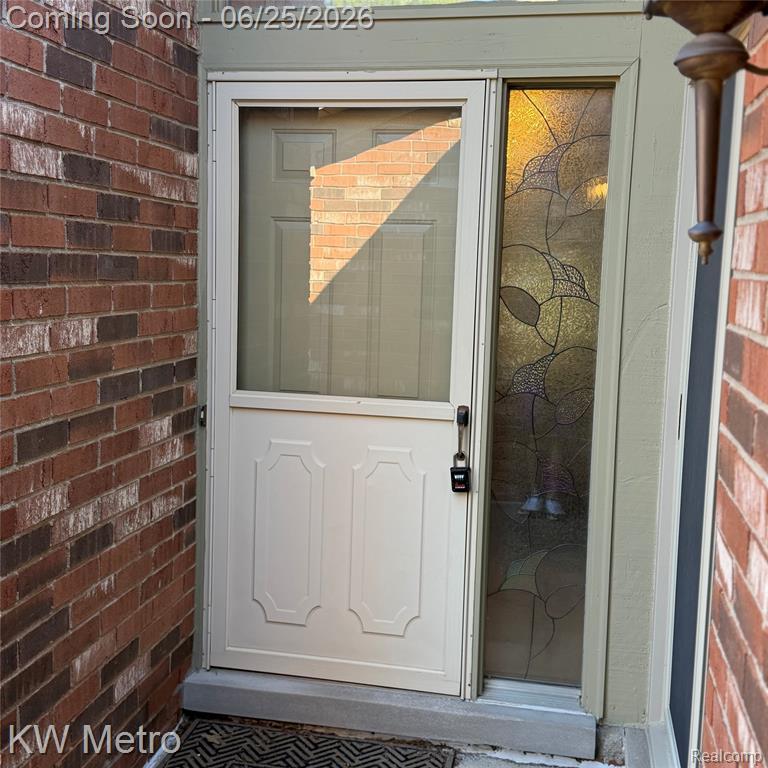 49429 Ferrisburg Court, Utica, MI 48315 — Photo 2