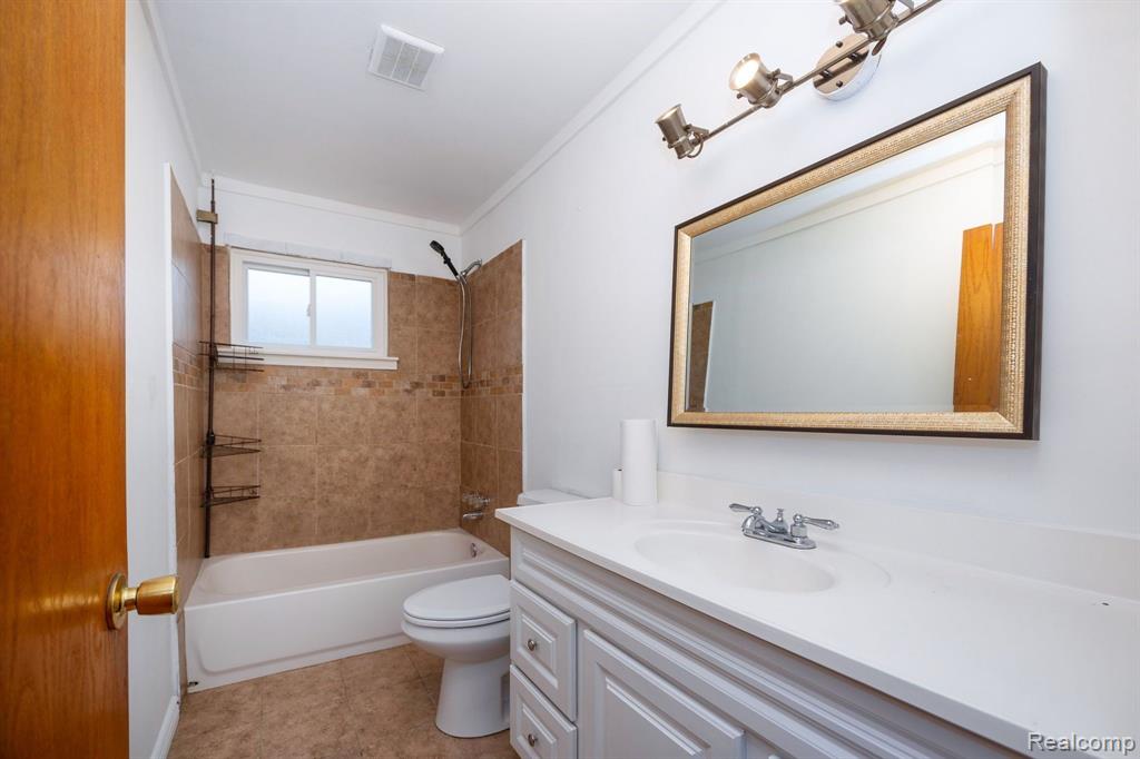 7189 MICHAEL Street, Taylor, MI 48180 — Photo 20
