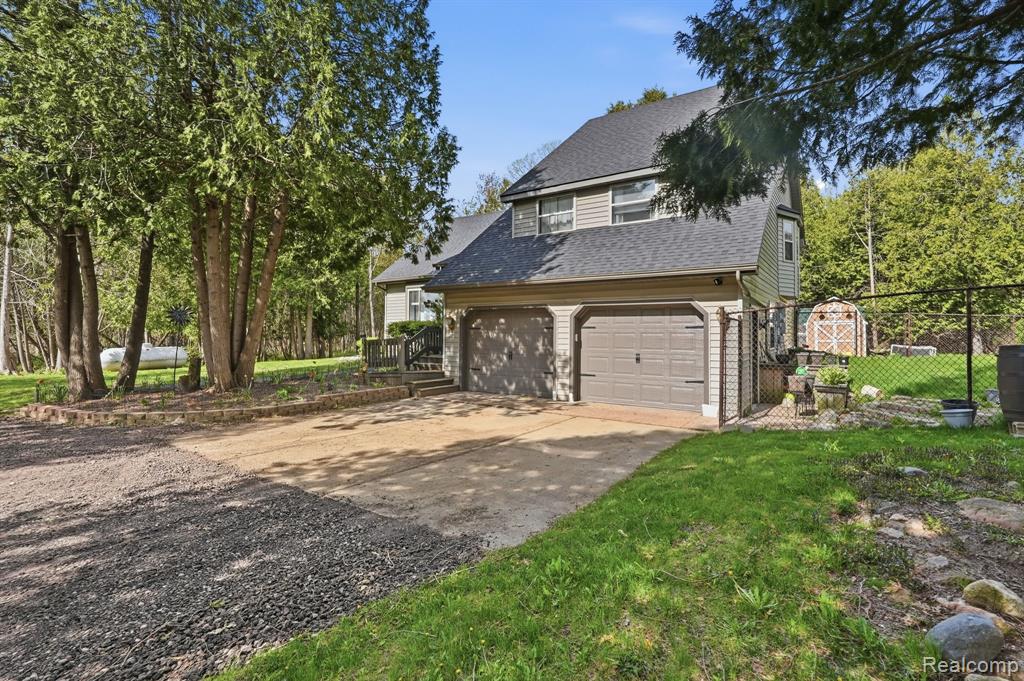 1615 N Five Lakes Road, Attica, MI 48412 — Photo 2