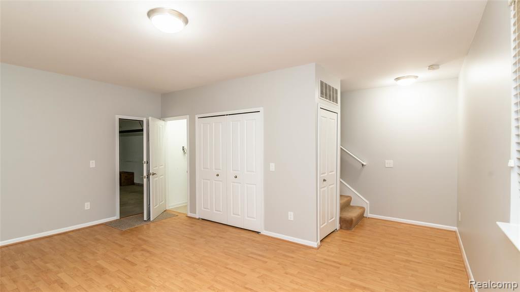 6114 Heron Hills Drive, Wolverine Lake, MI 48390 — Photo 20