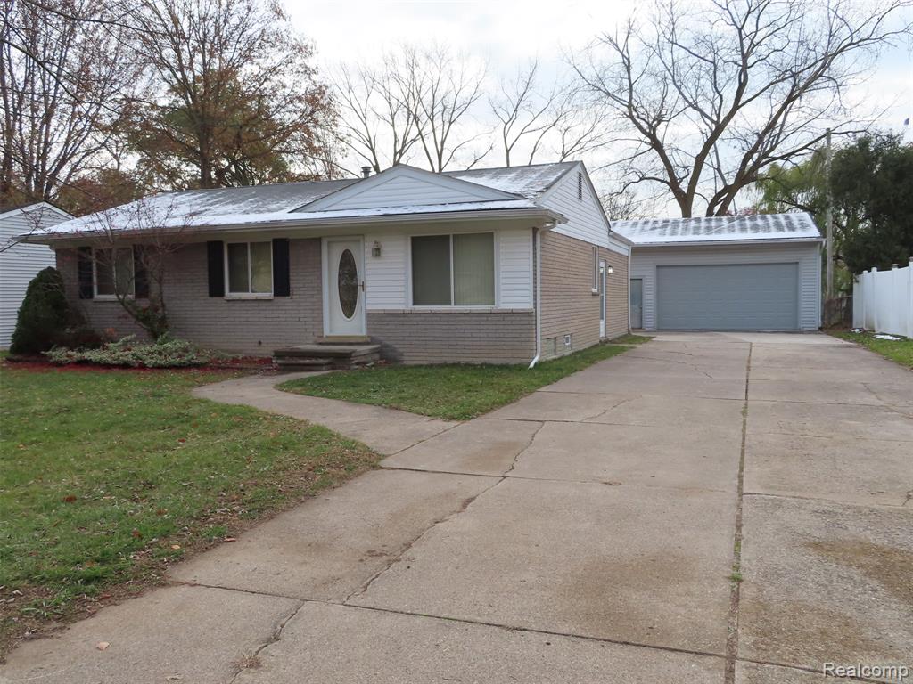 48118 Forbes Street, Chesterfield, MI 48047 — Photo 4