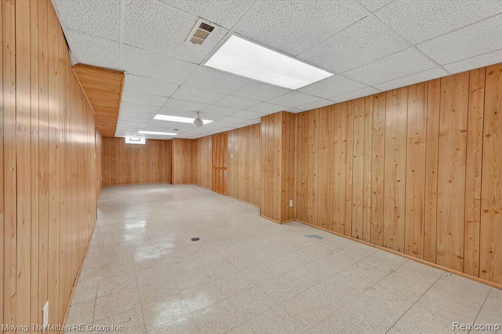 17049 Reno Street, Riverview, MI 48193 — Photo 32