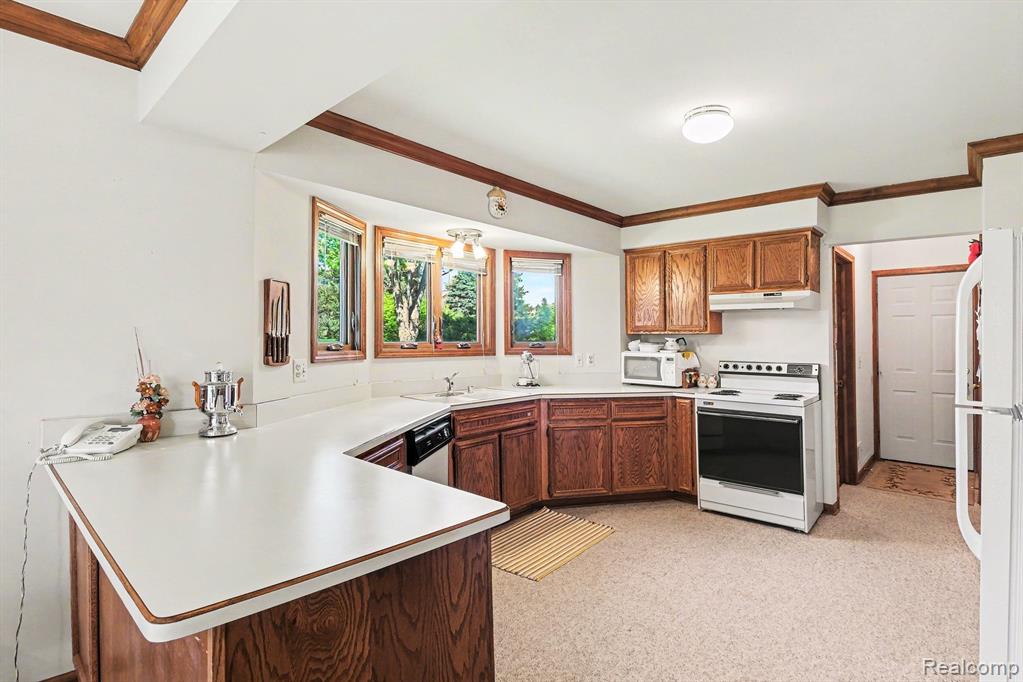 421 Drexelgate Parkway, Rochester Hills, MI 48307 — Photo 12