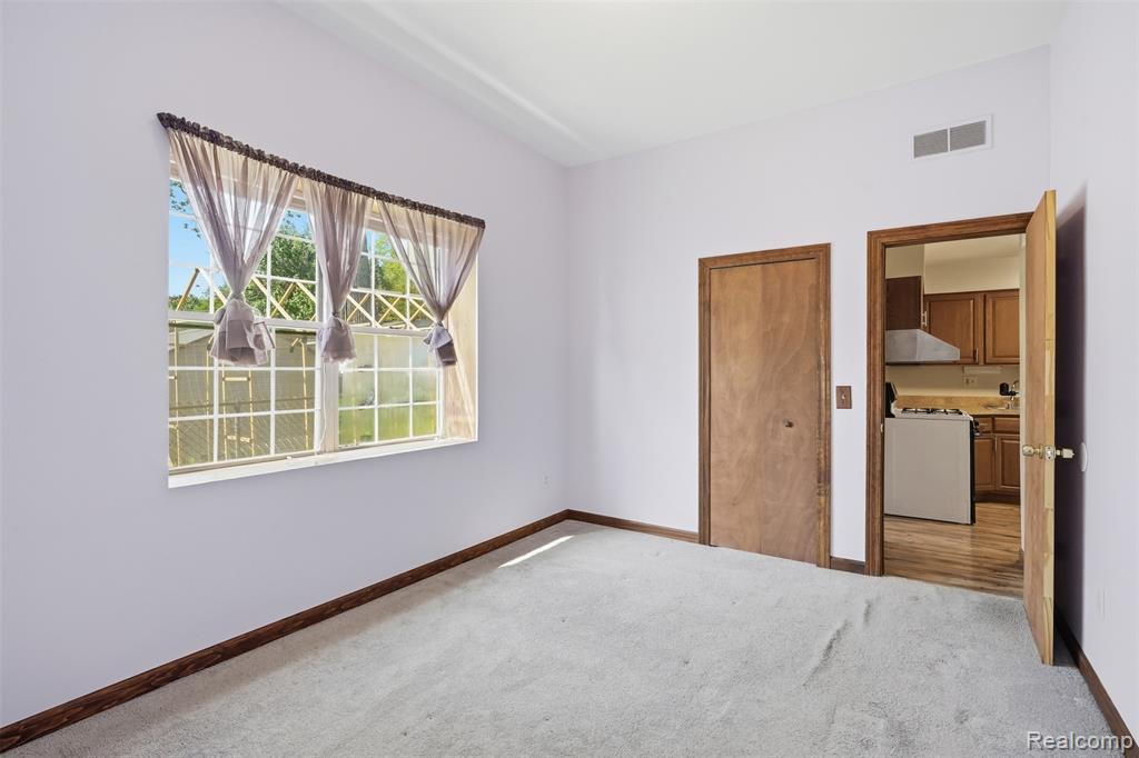 5634 Chicago Road, Warren, MI 48092 — Photo 19