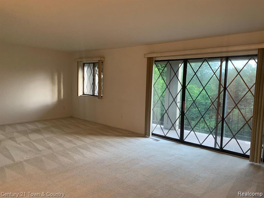 42160 E Woodward Avenue Avenue, 8, Bloomfield Hills, MI 48304 — Photo 14
